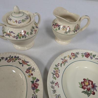 25 + Pieces Of Harlech Wedgwood Colonial Made In England China