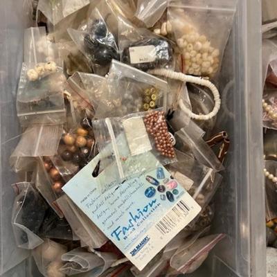 Large Fashion Jewelry Assortment