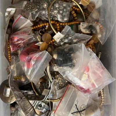 Large Fashion Jewelry Assortment