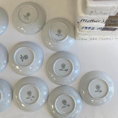 Royal Copenhagen Plates Years 1990-1999 Mother's Day Series
