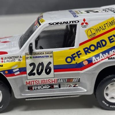 1998 Mitsubishi Pajero Paris Dakar, IXO, China, 1/43 Scale, Mint Condition