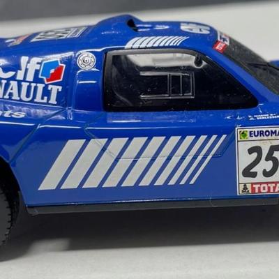 2000 Megane Schlesser Renault Paris Dakar, IXO, China, 1/43 Scale, Mint Condition