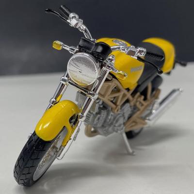 1999 Ducati Monster Production, Maisto, 1/24 Scale, Mint Condition