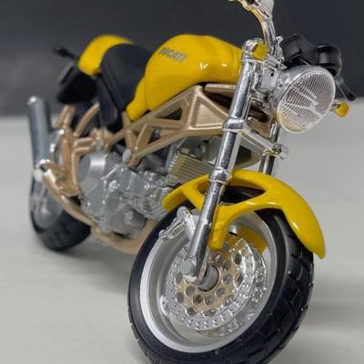 1999 Ducati Monster Production, Maisto, 1/24 Scale, Mint Condition