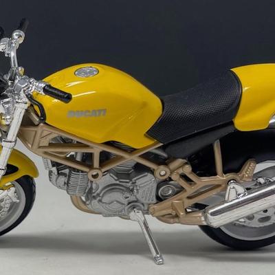 1999 Ducati Monster Production, Maisto, 1/24 Scale, Mint Condition