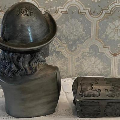 Francisco Pizarro Bust with Chest