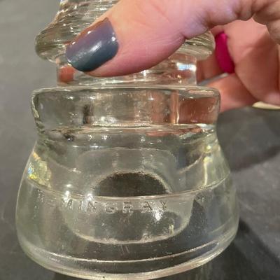 Set of 3 clear insulators