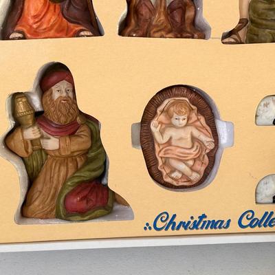 HOLIDAY CLASSICS ~ 9 Piece Hand Painted Porcelain Nativity