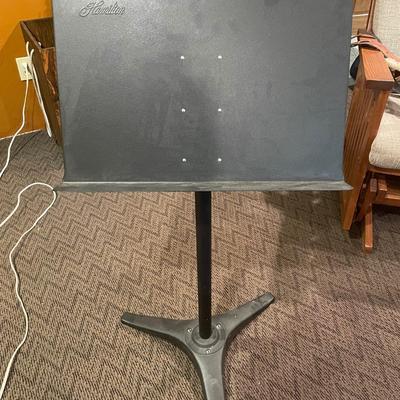 Hamilton music stand