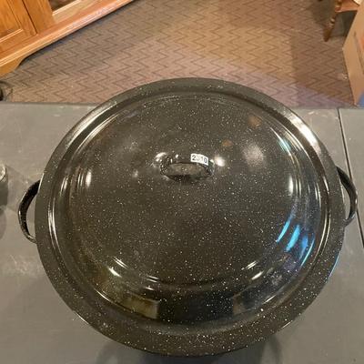 Enamel pot