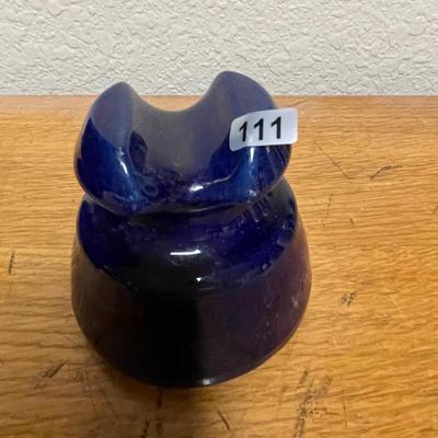 Blue insulator