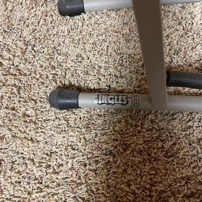 Ingles music instrument stand