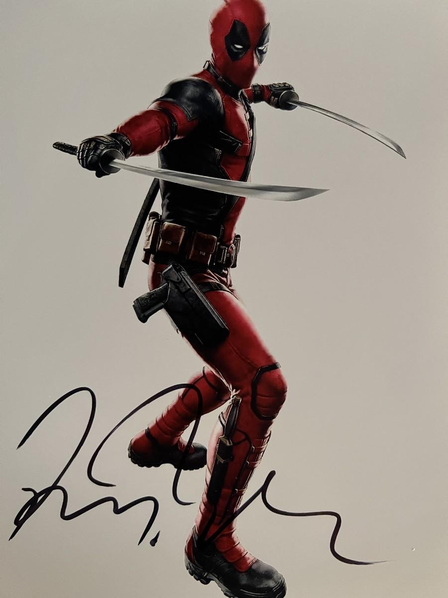 Deadpool Ryan Reynolds signed movie photo | EstateSales.org