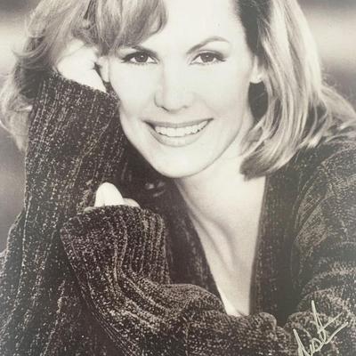 Knots Landings Teri Austin signed photo