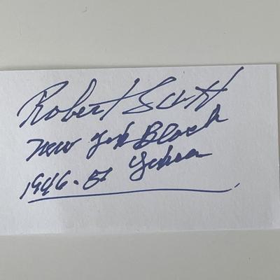 Baseball player Robert Scott autograph note