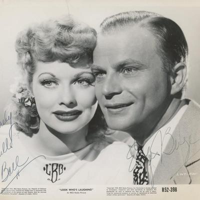 Lucille Ball and Edgar Bergen signed "Look Who's Laughing" movie photo. GFA Authenticated