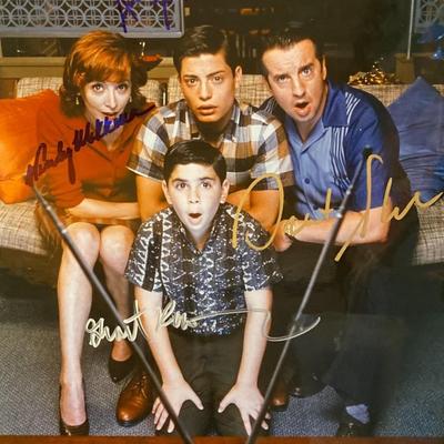 Oliver Beene cast signed photo