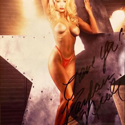 Kaylan Nicole signed photo