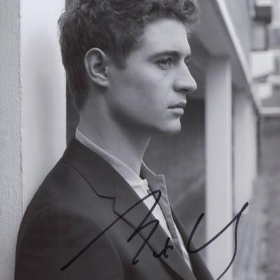 Max Irons signed photo