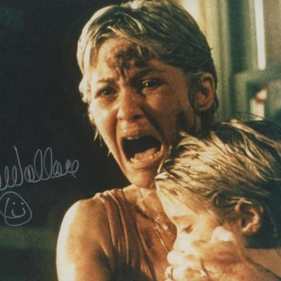 Dee Wallace signed "ET" movie photo