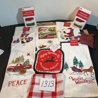 Christmas Kitchen Lot