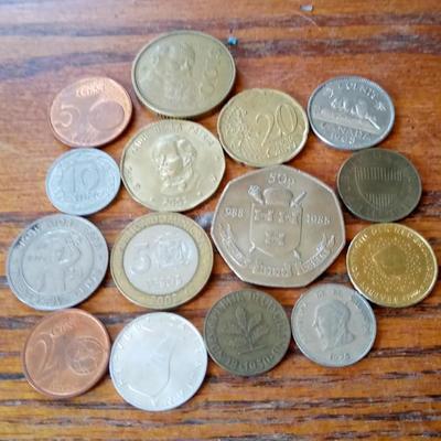 LOT 11 FIFTEEN OLD FOREIGN COINS