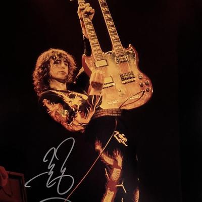 Led Zeppelin Jimmy Page signed photo
