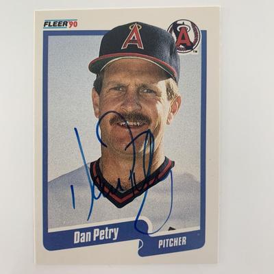 Dan Petry signed baseball card