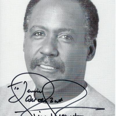 Richard Roundtree signed photo