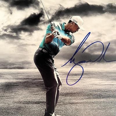 Tiger Woods signed photo