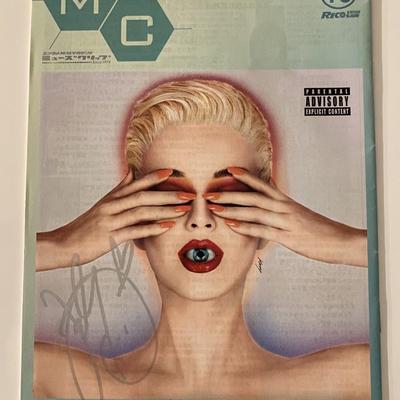 Katy Perry signed magazine