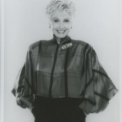 Michael Learned signed photo