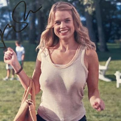 Star Trek Alice Eve signed photo