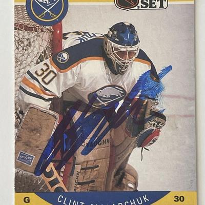 Buffalo Sabres Clint Malarchuk 1990 Pro Set #25 signed trading card.