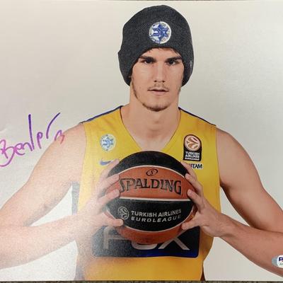 Dragen Bender signed photo