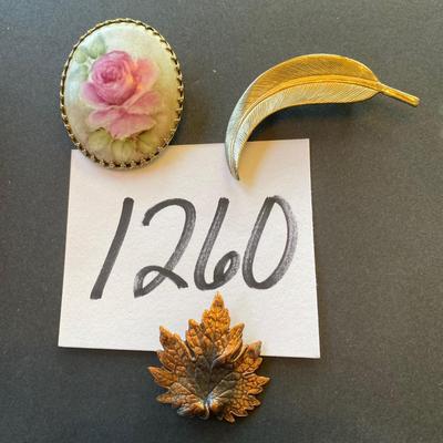 Vintage Brooch Lot
