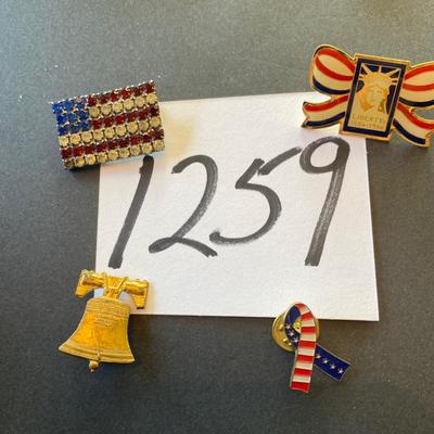 America Pins