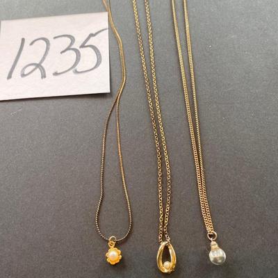 Necklace Lot