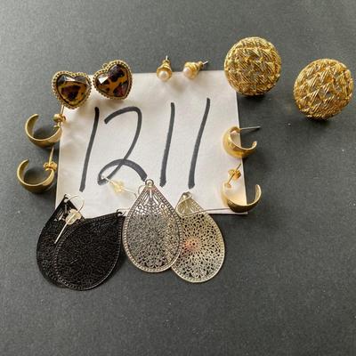 Pierced Earring Lot