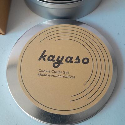 Checkered Chef baking / cooling rack and tray with Kayaso cookie cutters - Brand new items!