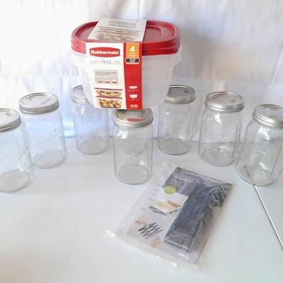 7 tall Ball canning Jars with lids - New Rubbermaid containers and stretch silicone pot stand