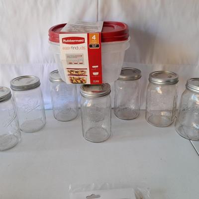 7 tall Ball canning Jars with lids - New Rubbermaid containers and stretch silicone pot stand