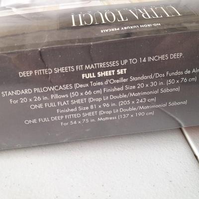 Ultra Touch Fundamentals Deep fitted sheets - FULL SIZE - BRAND NEW!