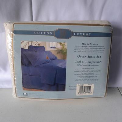 Cotton Luxury QUEEN SIZED Sheet set - Brand new in package!