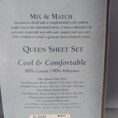 Cotton Luxury QUEEN SIZED Sheet set - Brand new in package!