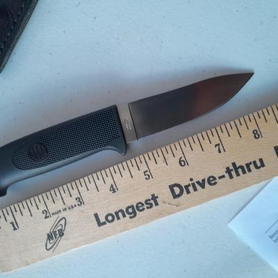 New in Box! Baretta Knife with sheath - Loveless Skinner Zytel Knife - Preppers delight!