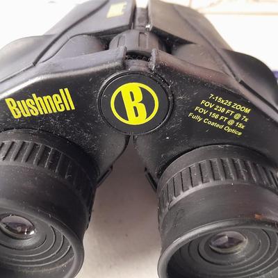 Bushnell binoculars 7-15x25 zoom with Brand new Magnum Big Game Lift System 4;1 Reduction