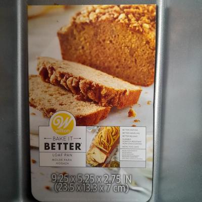 Brand new Wilton bread baking pans - Loaf pan and NEW Walfos French bread baking pan