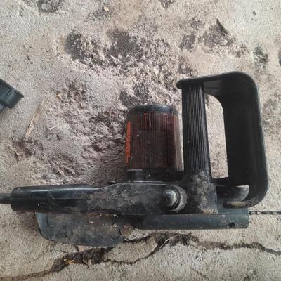 Remington Electric Pole saw with height adjustable pole