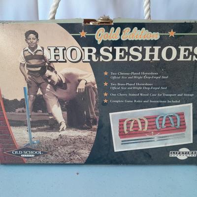 Gold Edition Horseshoes game in wooden crate - Never been used!